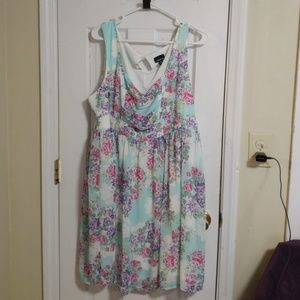 Floral Torrid dress sz 20